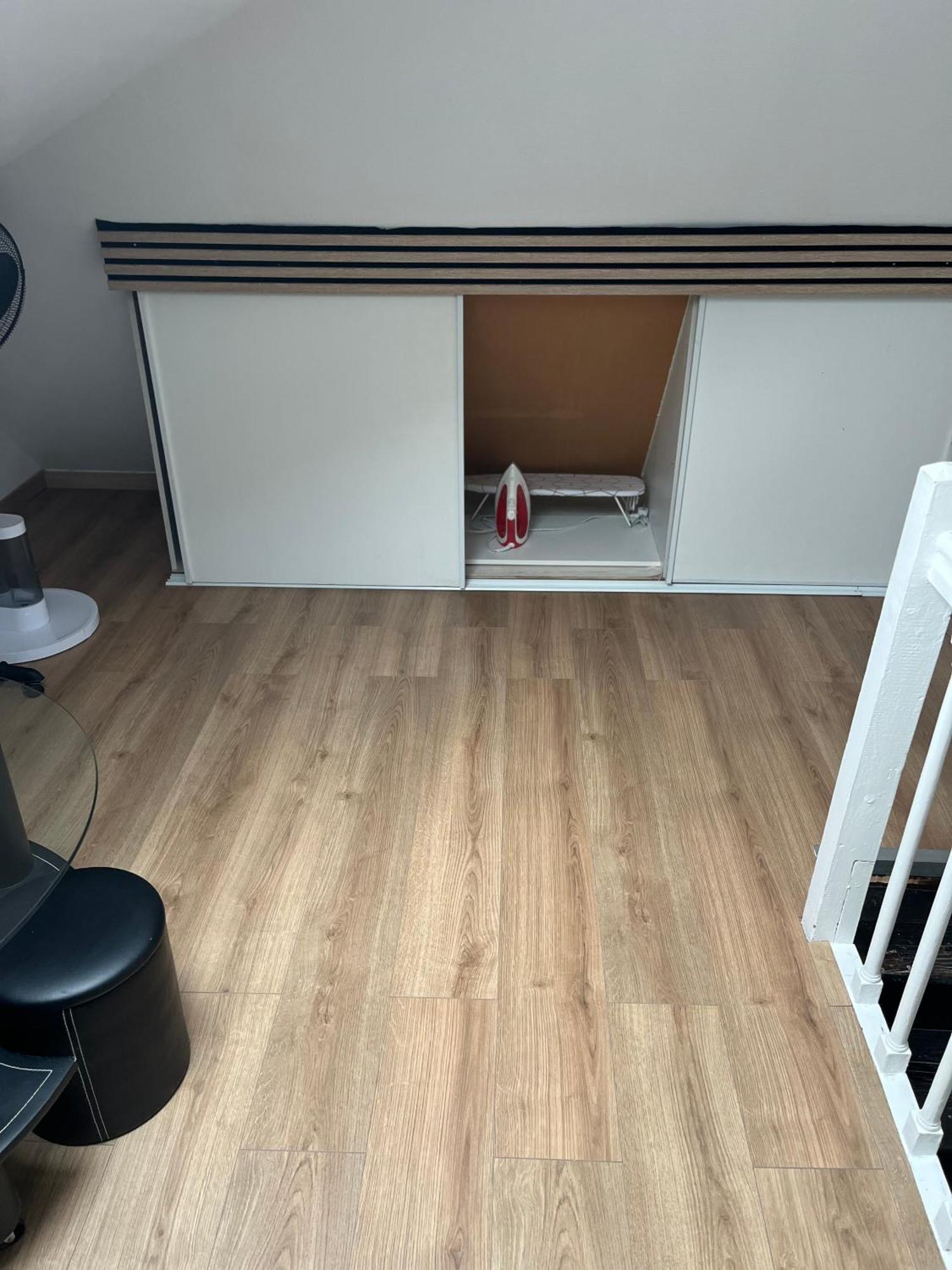 Apartment Centre *